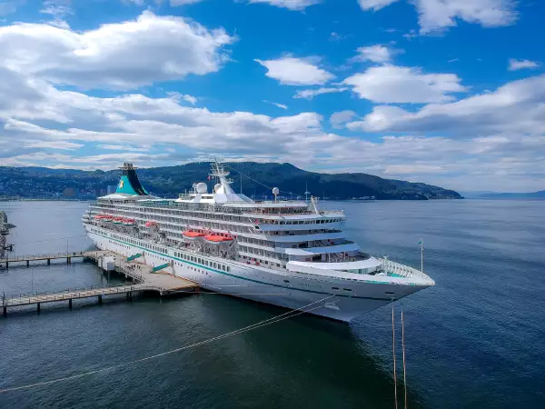 Auf Schnupperkurs & Partyt&ouml;rn mit MS Artania